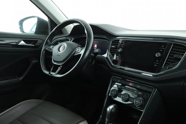 Volkswagen T-Roc image 8