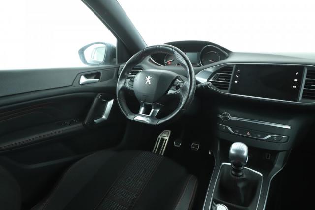 Peugeot 308 image 1