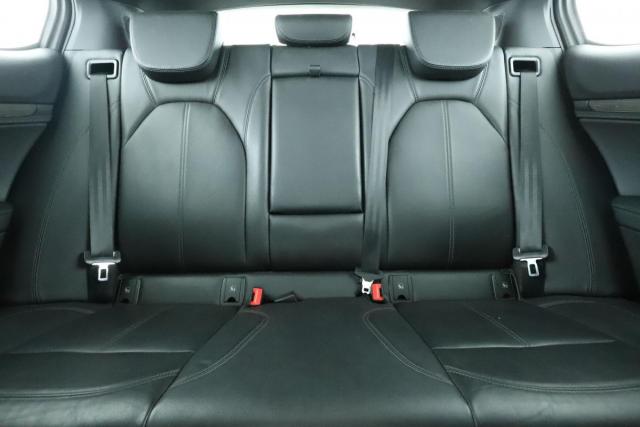 Alfa Romeo Stelvio image 3