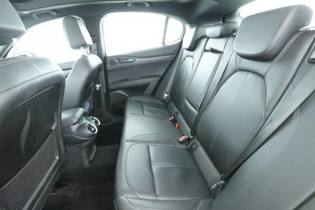 Alfa Romeo Stelvio image 1