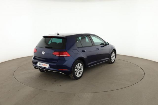 Volkswagen Golf image 7