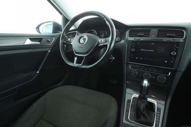 Volkswagen Golf image 5
