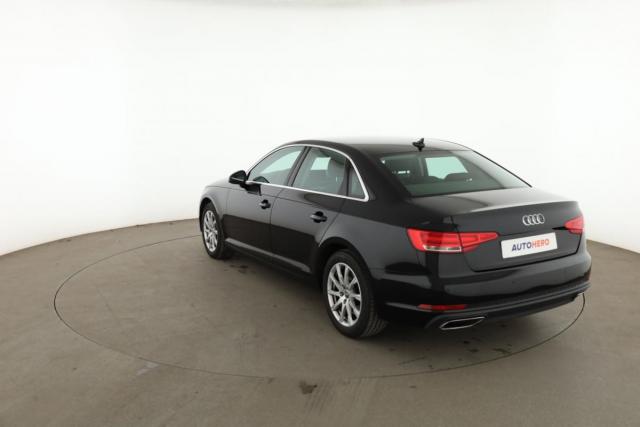 Audi A4 image 9