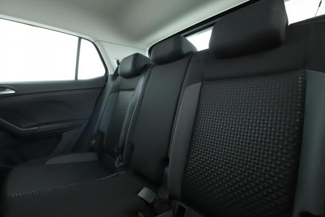 Volkswagen T-Cross image 2