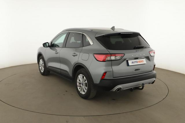 Ford Kuga image 7