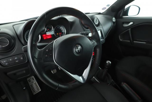 Alfa Romeo Mito image 3