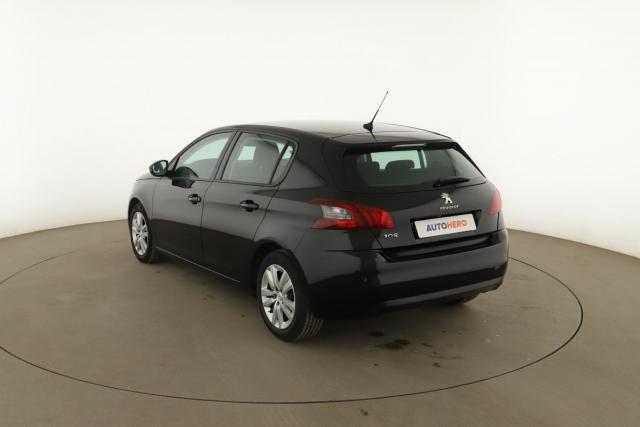 Peugeot 308 image 6