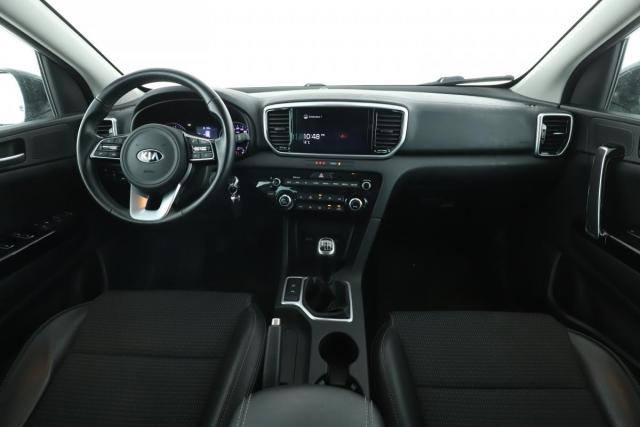 Kia Sportage image 8