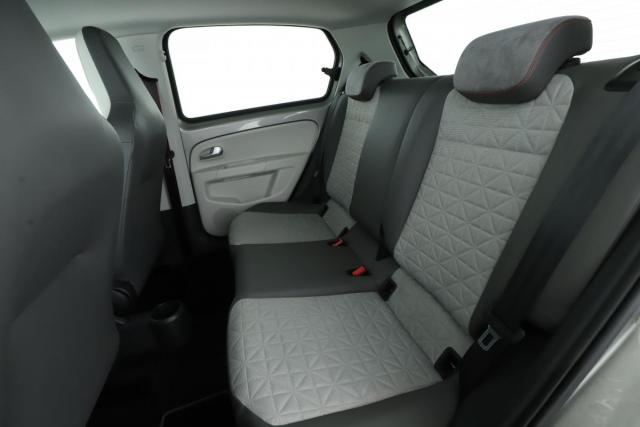 Volkswagen Up! image 4