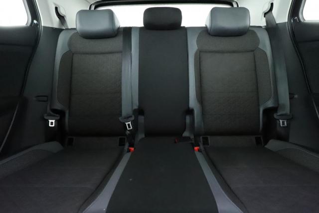 Volkswagen T-Cross image 2