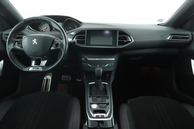 Peugeot 308 image 9