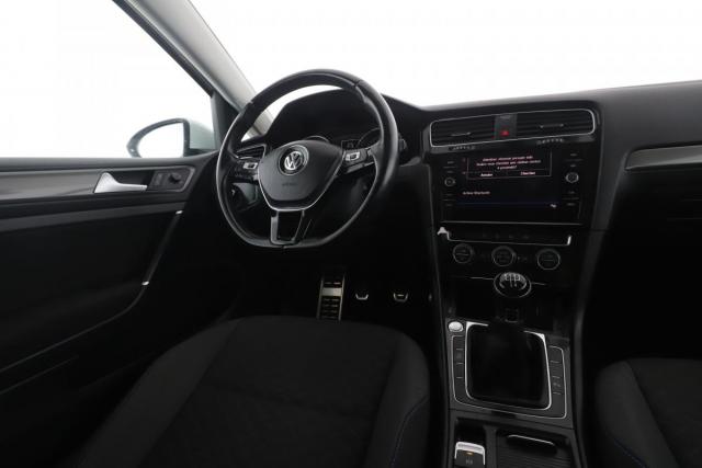 Volkswagen Golf image 7