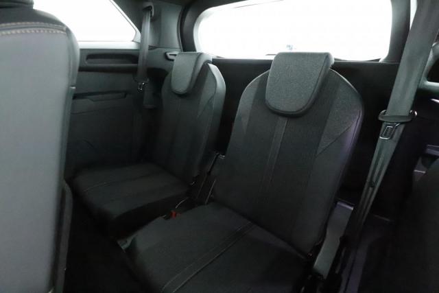 Peugeot 5008 image 7
