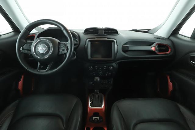 Jeep Renegade image 4