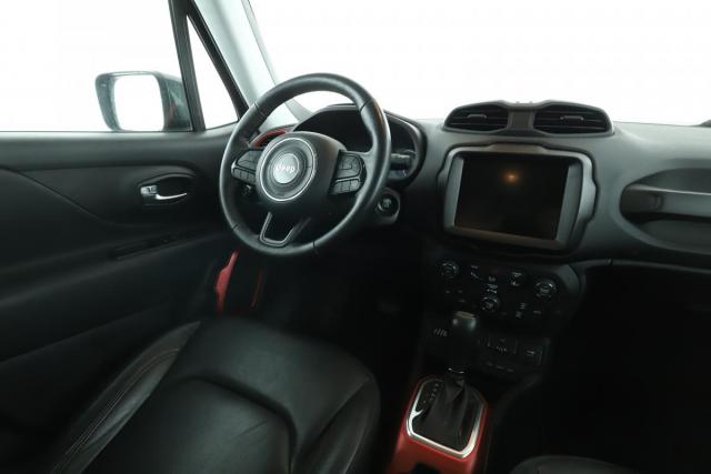Jeep Renegade image 3