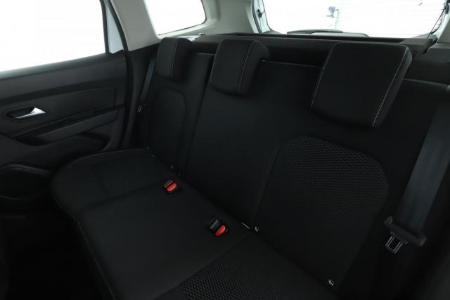 Dacia Duster image 4