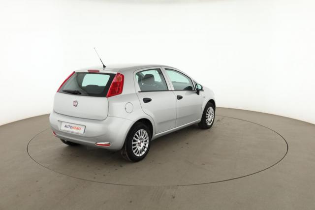 Fiat Punto image 2