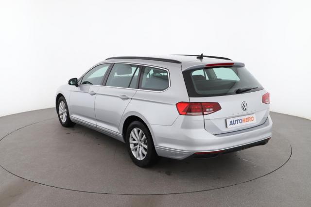 Volkswagen Passat Sw image 1