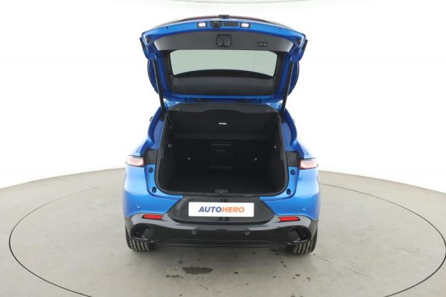 Alfa Romeo Tonale image 1