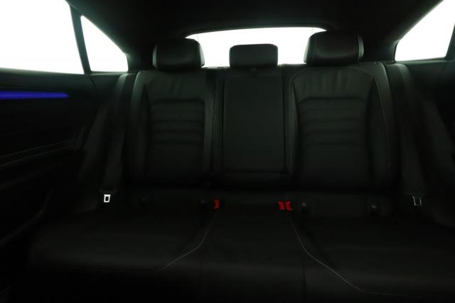 Volkswagen Arteon image 5