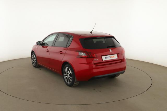 Peugeot 308 image 1