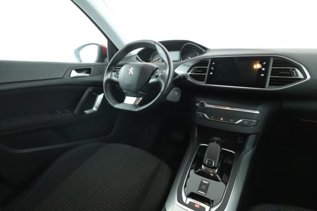 Peugeot 308 image 3
