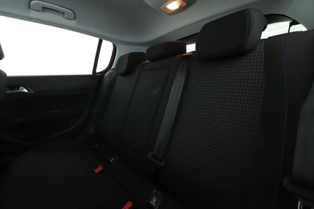 Peugeot 308 image 5