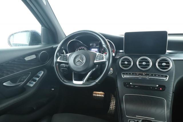 Mercedes Benz Glc image 9