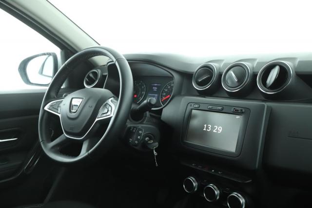 Dacia Duster image 4