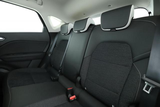 Renault Captur image 9