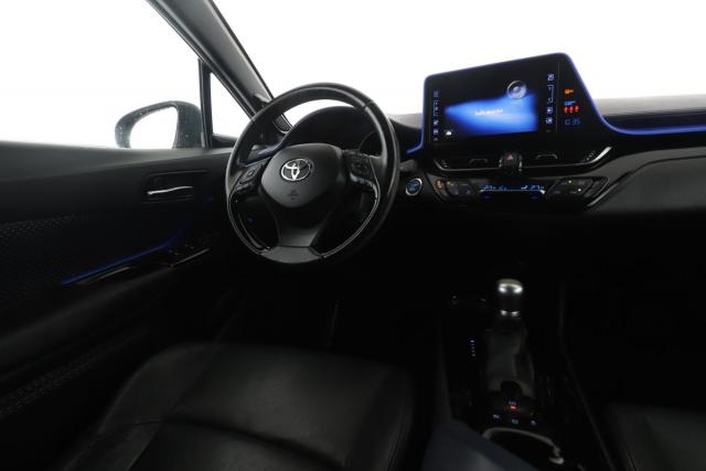 Toyota C-Hr image 7