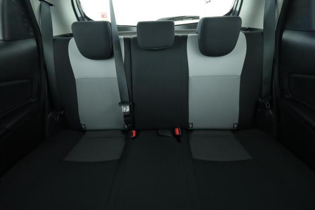 Toyota Yaris image 8