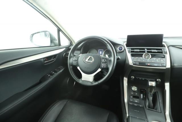 Lexus Nx image 7