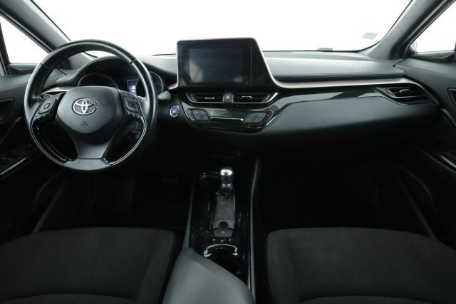 Toyota C-Hr image 4