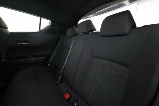 Toyota C-Hr image 3