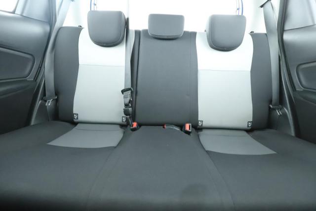 Toyota Yaris image 9