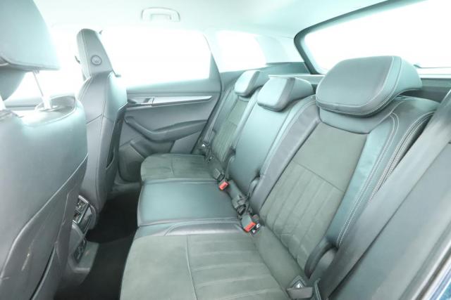 Skoda Karoq image 7