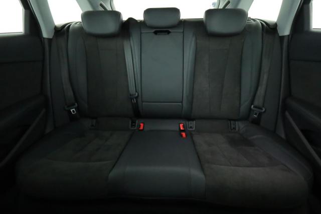 Audi A4 Allroad image 4