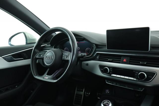 Audi A4 image 6