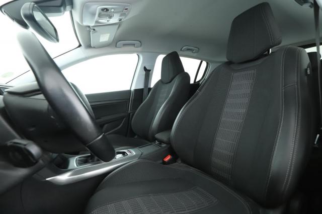 Peugeot 308 image 5