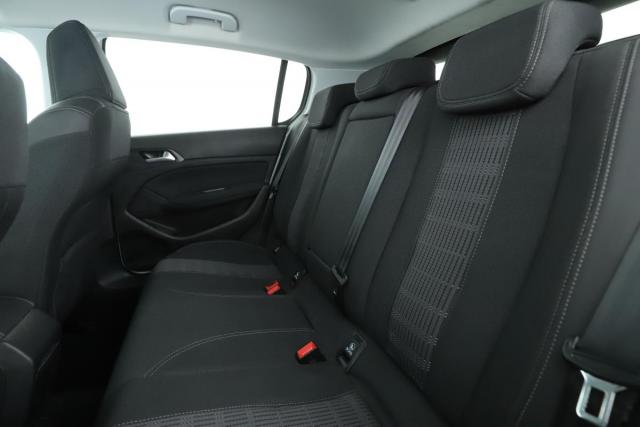 Peugeot 308 image 4