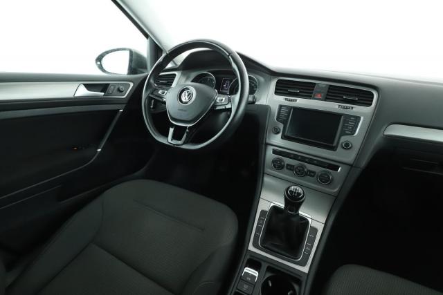 Volkswagen Golf image 1