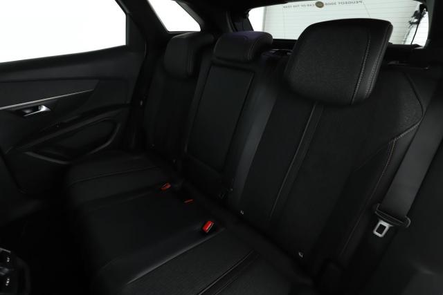 Peugeot 3008 image 9