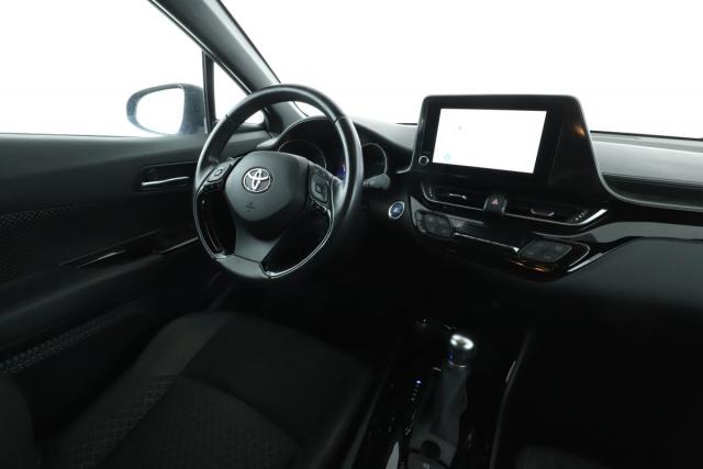 Toyota C-Hr image 3