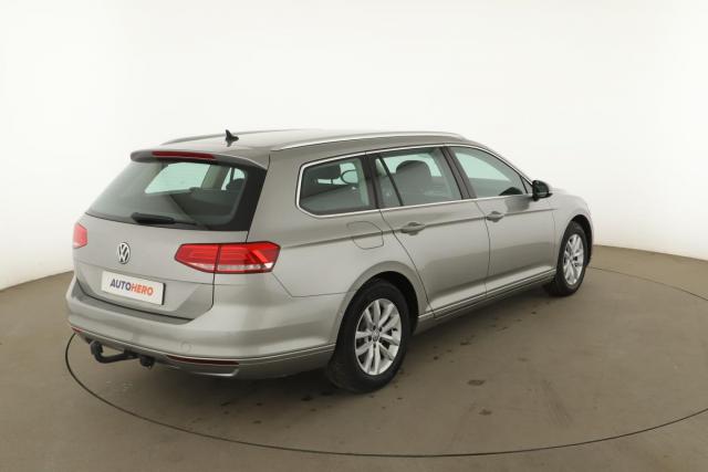Volkswagen Passat Sw image 6