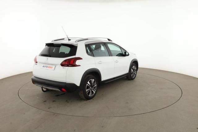 Peugeot 2008 image 1