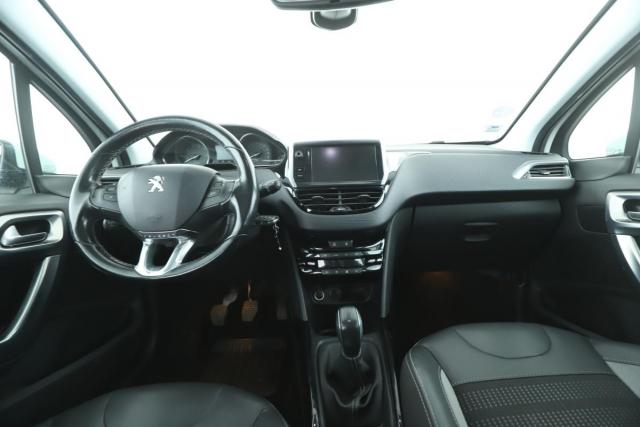 Peugeot 2008 image 4