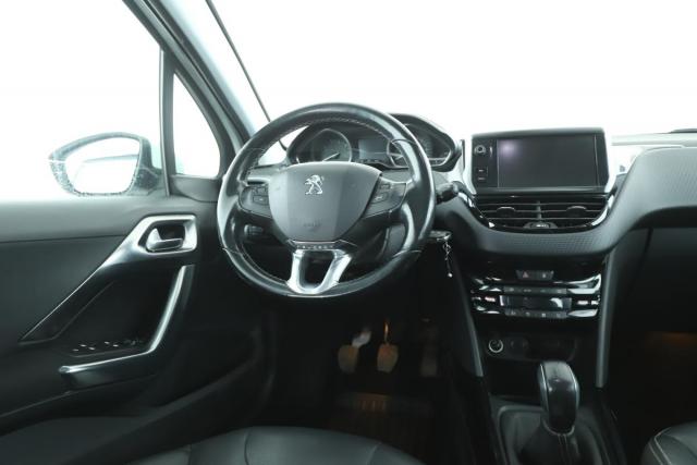 Peugeot 2008 image 5