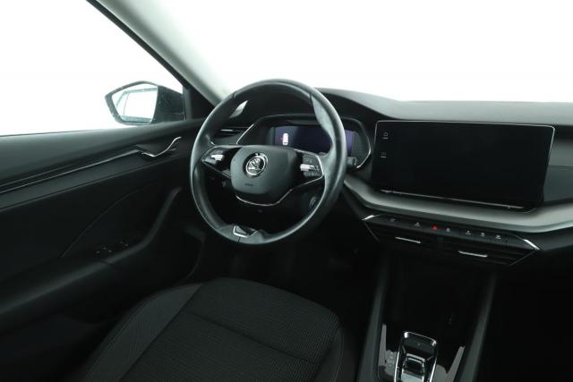 Skoda Octavia image 1