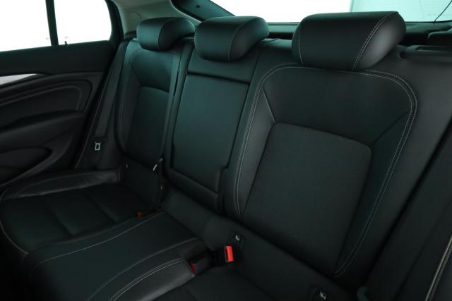 Opel Insignia image 7